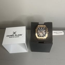 Daniel Klein Exclusive Rose Gold Watch