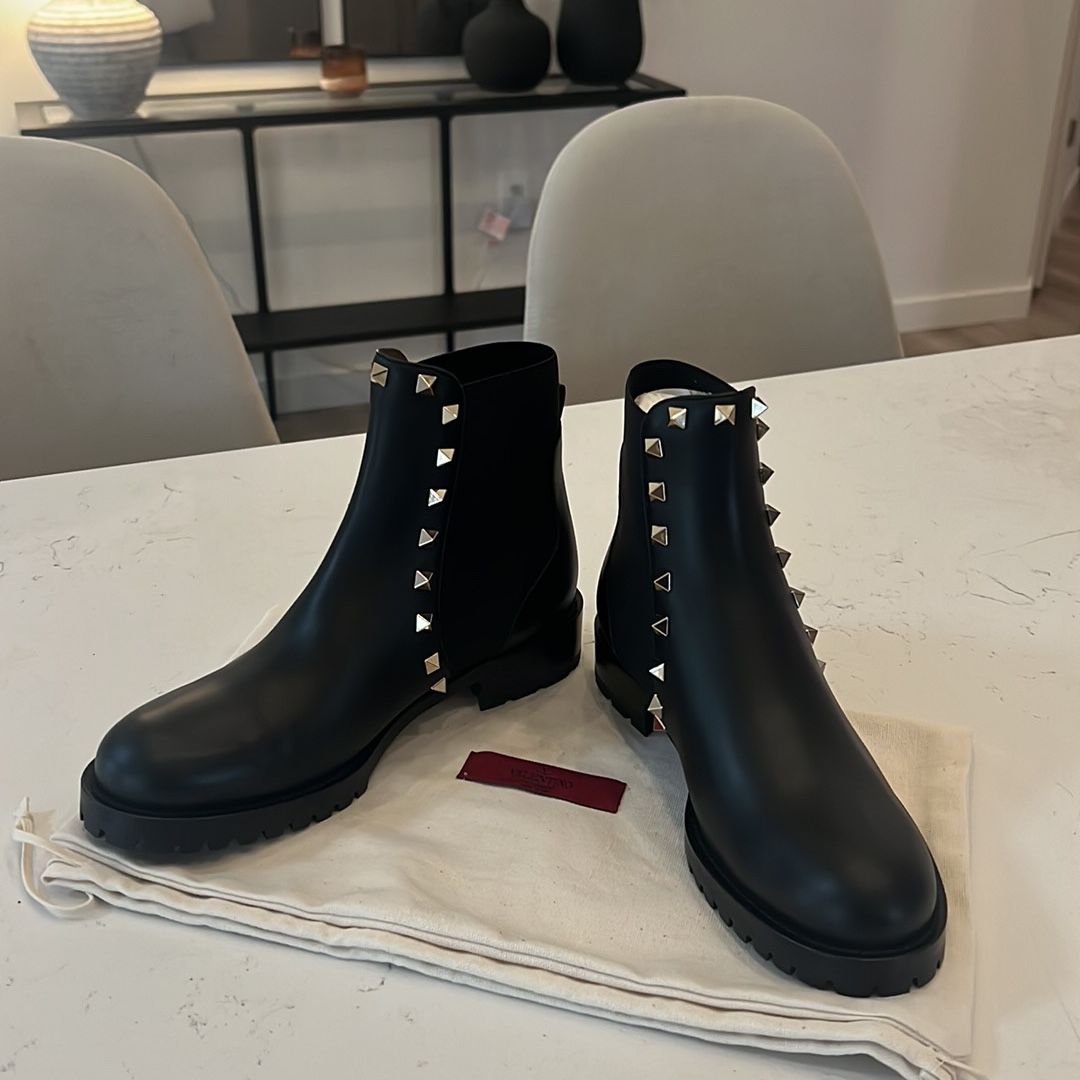 Brand New Valentino Boots 