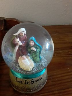 Holiday Collectible Home Decor 