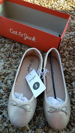 Cat and Jack size 2 girls shoes