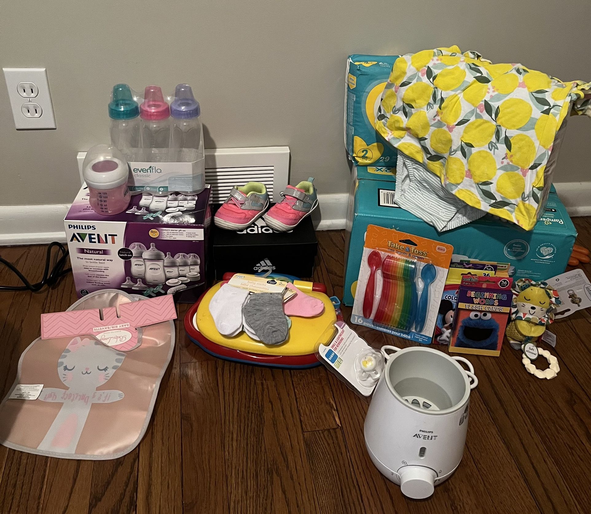 Girl Baby Crib, Cloths 0-9 Months, Shoes, Baby Essentials