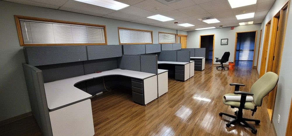 Hayworth "U" Shaped  Office Cubicle 