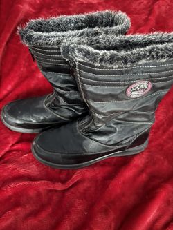 Snow Boots