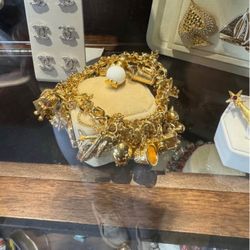 Monet Charm Bracelet 