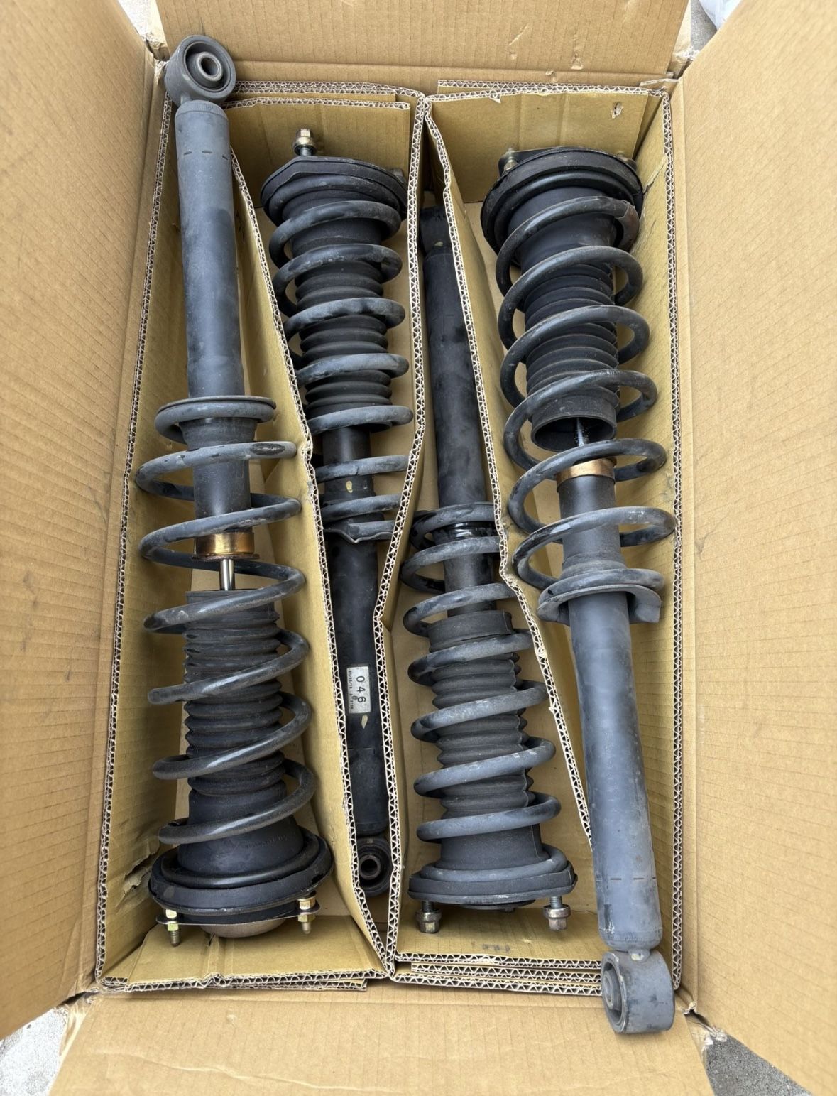 Lexus LS430 OEM Shocks Part