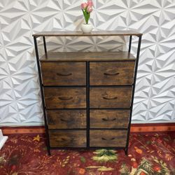 Dresser With 8 Drawers 