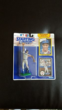 1990 Darryl strawberry starting lineup figurine.