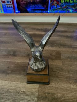 Vintage American Bald Eagle Metal Sculpture on Wood Base – 17”