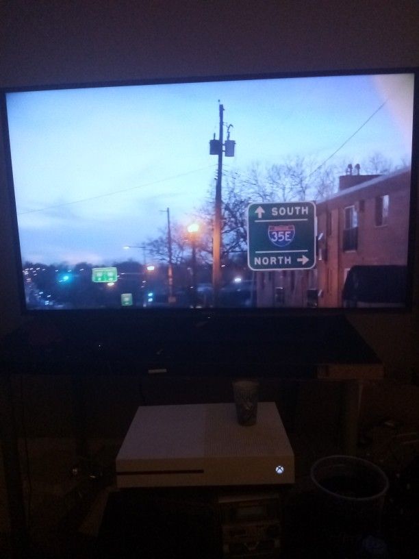 Sony TV 45in