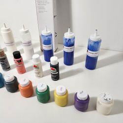 Aluminium Table Top Easel, Tempera Paint, Apple Barrel, FolkArt Craft, DecoArt Americana & Crayola Washable Project Paint
