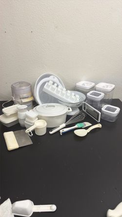 🏡 Moving Sale – White Kitchen Essentials Bundle (20+ Pieces)