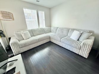 Ashley’s Furniture 3 Piece Sectional Couch