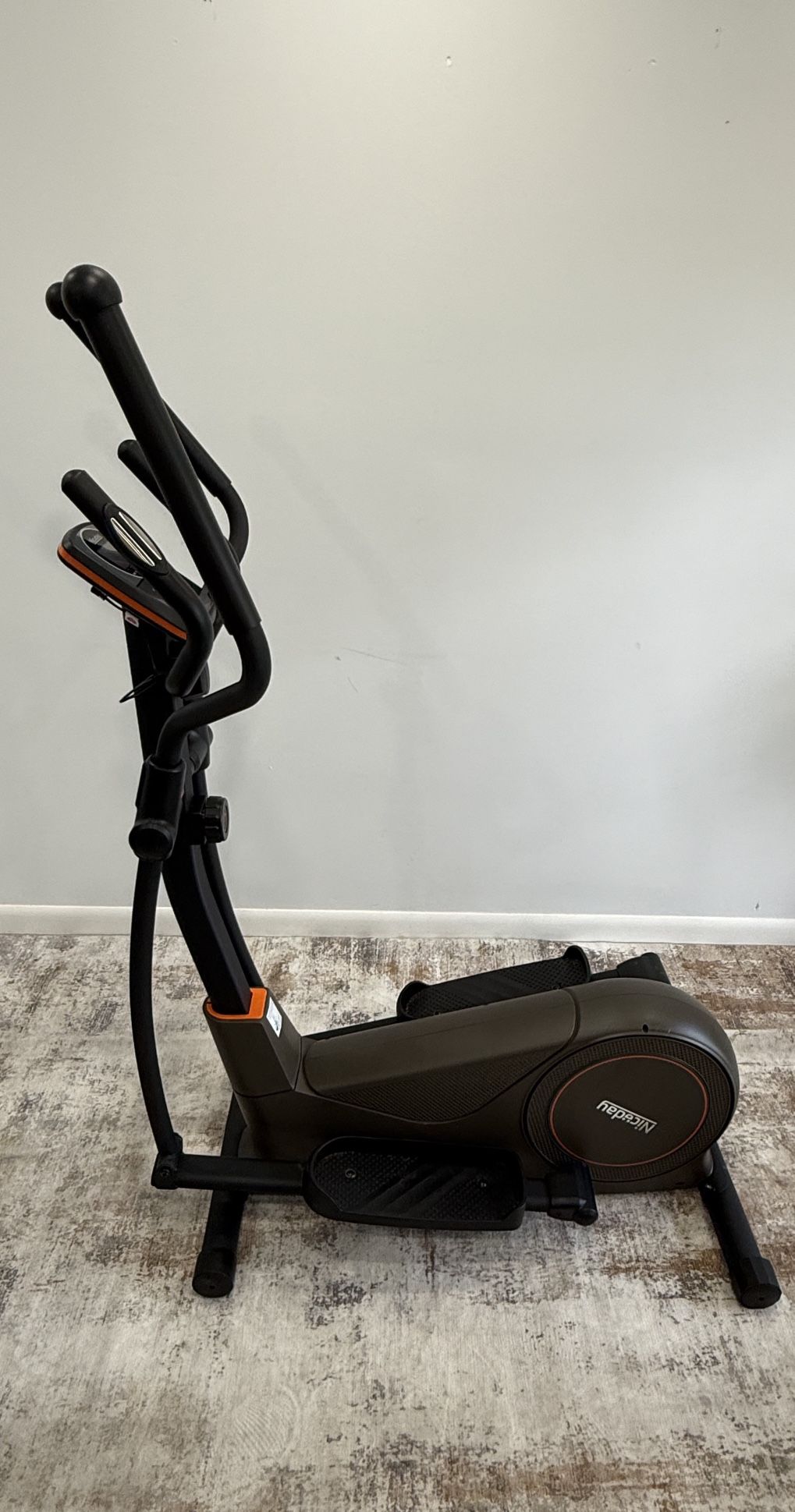 Niceday Elliptical Machine (Delivery Fee Included If Necessary)