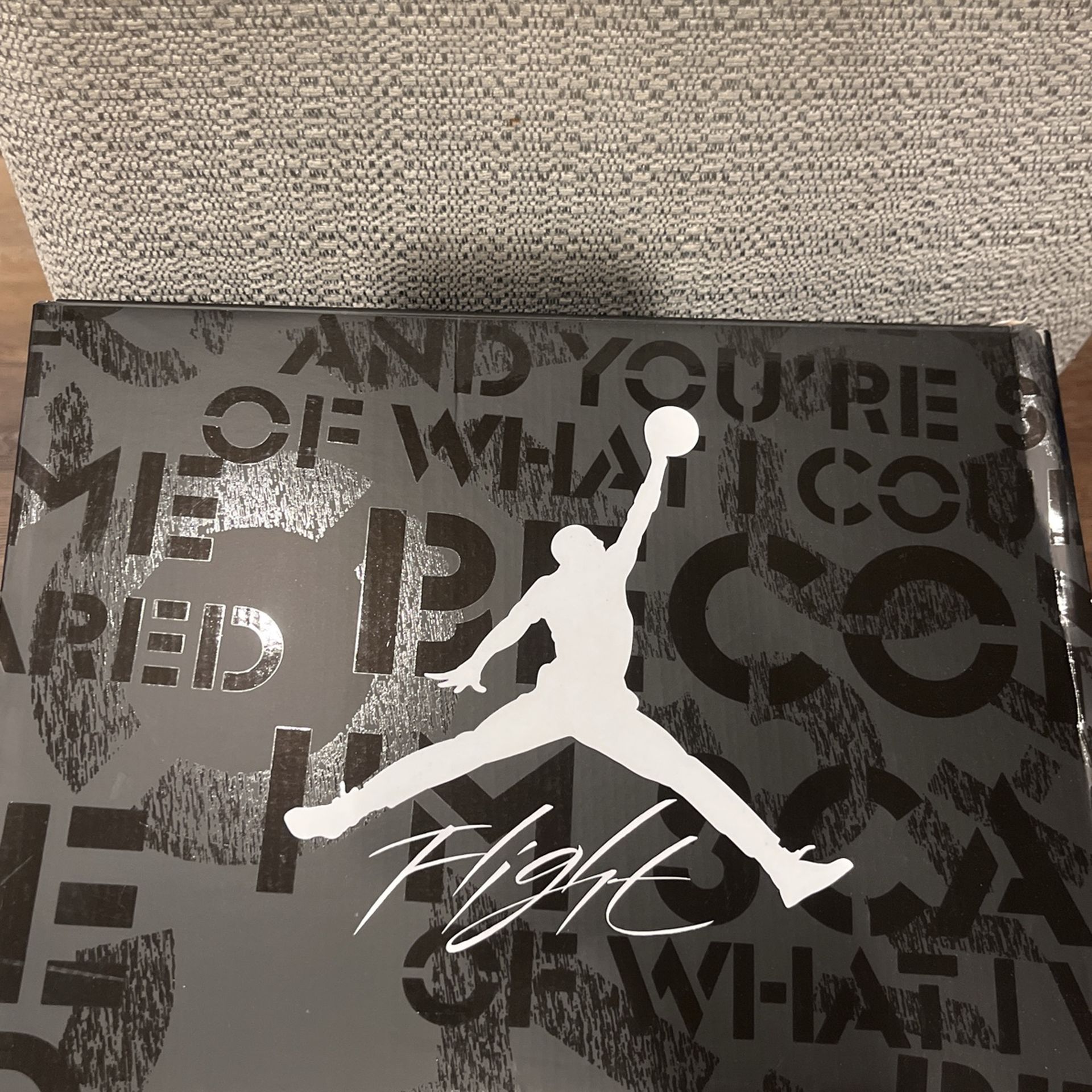 Air jordan 4 Retro (Fear)