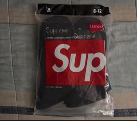 Supreme socks black 4 pack
