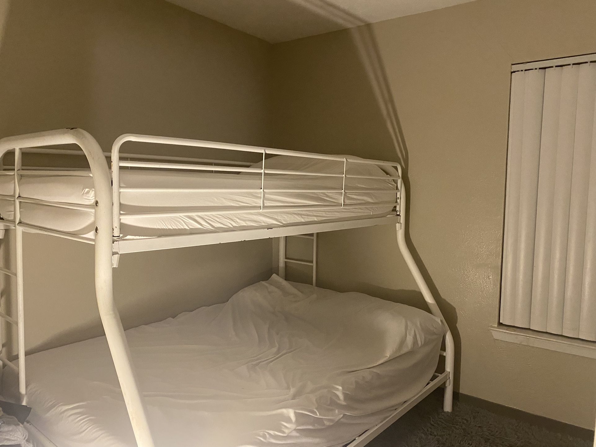 Twin Bunk Bed