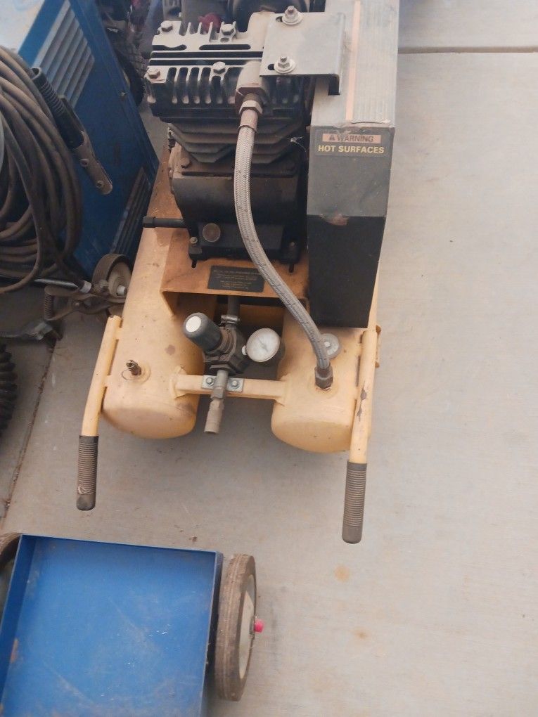 Dewalt Gas Air Compressor 