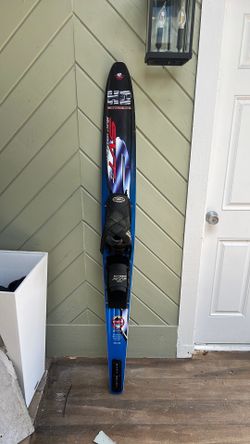 HO Extreme slalom ski.