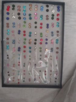 Earnings, Studs Costume Jewelry 2$ A Pair.