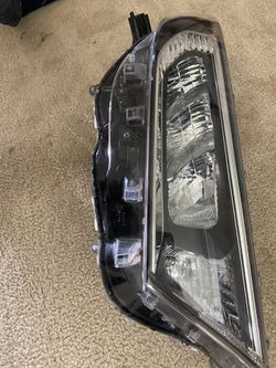 Oem Toyota Rav4 Headlight