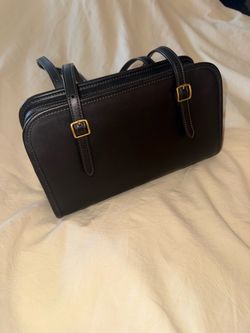 Coach Swing Zip Bag