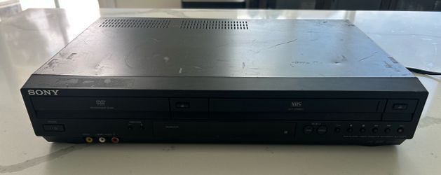 Sony DVD / VHS Recorder Combo SLV-D281P