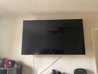 I have two 65 inch hisense tv w mount