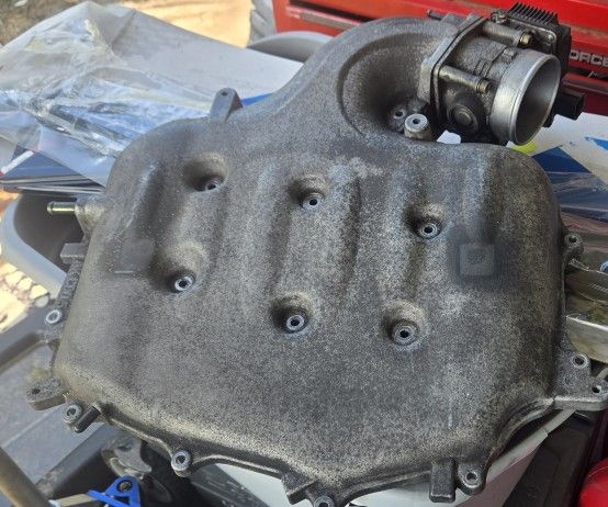 G35 Or 350z Intake Plenum And Throttle Body