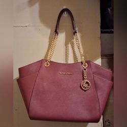 NWT Michael kors Jet Set Large Leather Chain shoulder Tote Mulberry