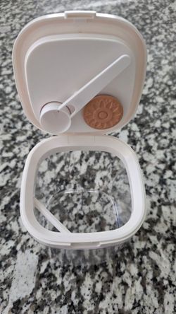 Airtight Container with Spoon and Sugar Keeper