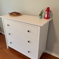 New IKEA drawer (large)