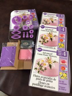 Student kit how to make gum paste flowers