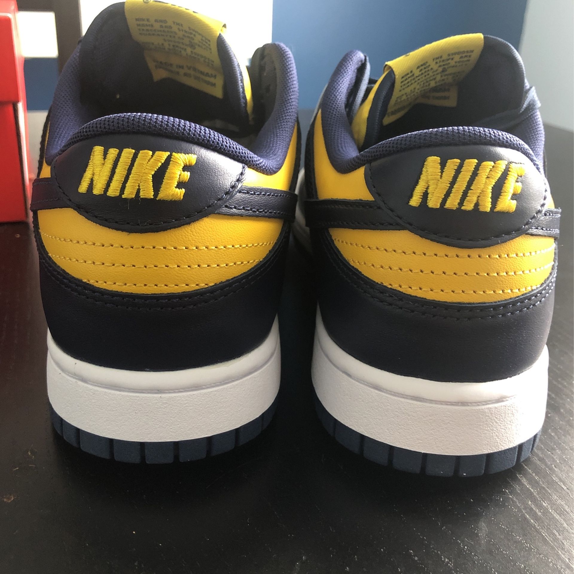 dunk low varsity maize price