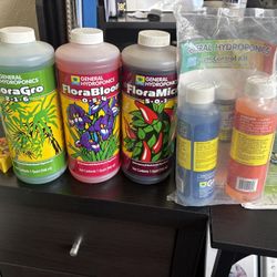 General Hydroponics Flora Series + pH Control Kit – COMPLETE SET – $50