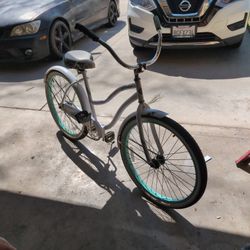 Huffy Beach Cruiser