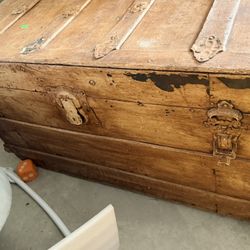 Antique Cedar Hope Chest