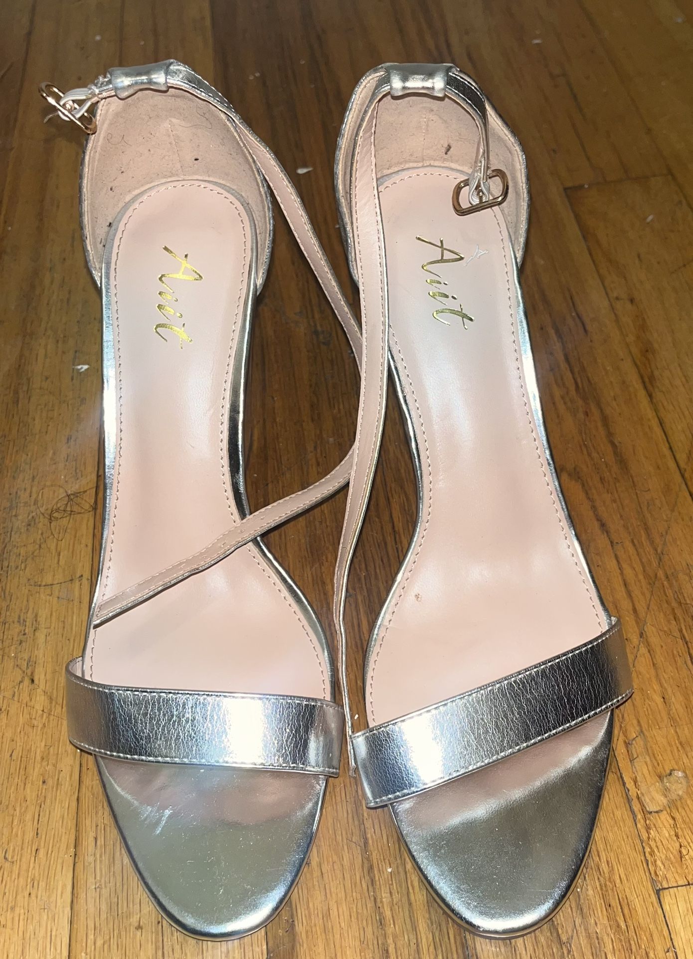 Aiit Metallic Silver Heels