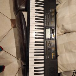 Casio Keyboard 80$