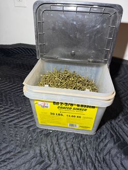 8d 2-3/8" Coated Sinker Nails 30 lbs Bucket
