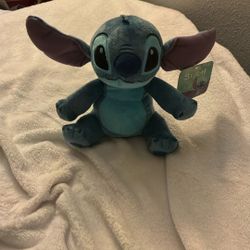 Stitch plushie 
