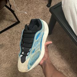 Yeezy 700