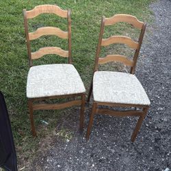 folding  chairs