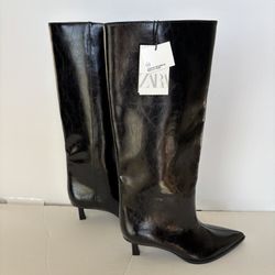 ZARA BOOTS SIZE 37
