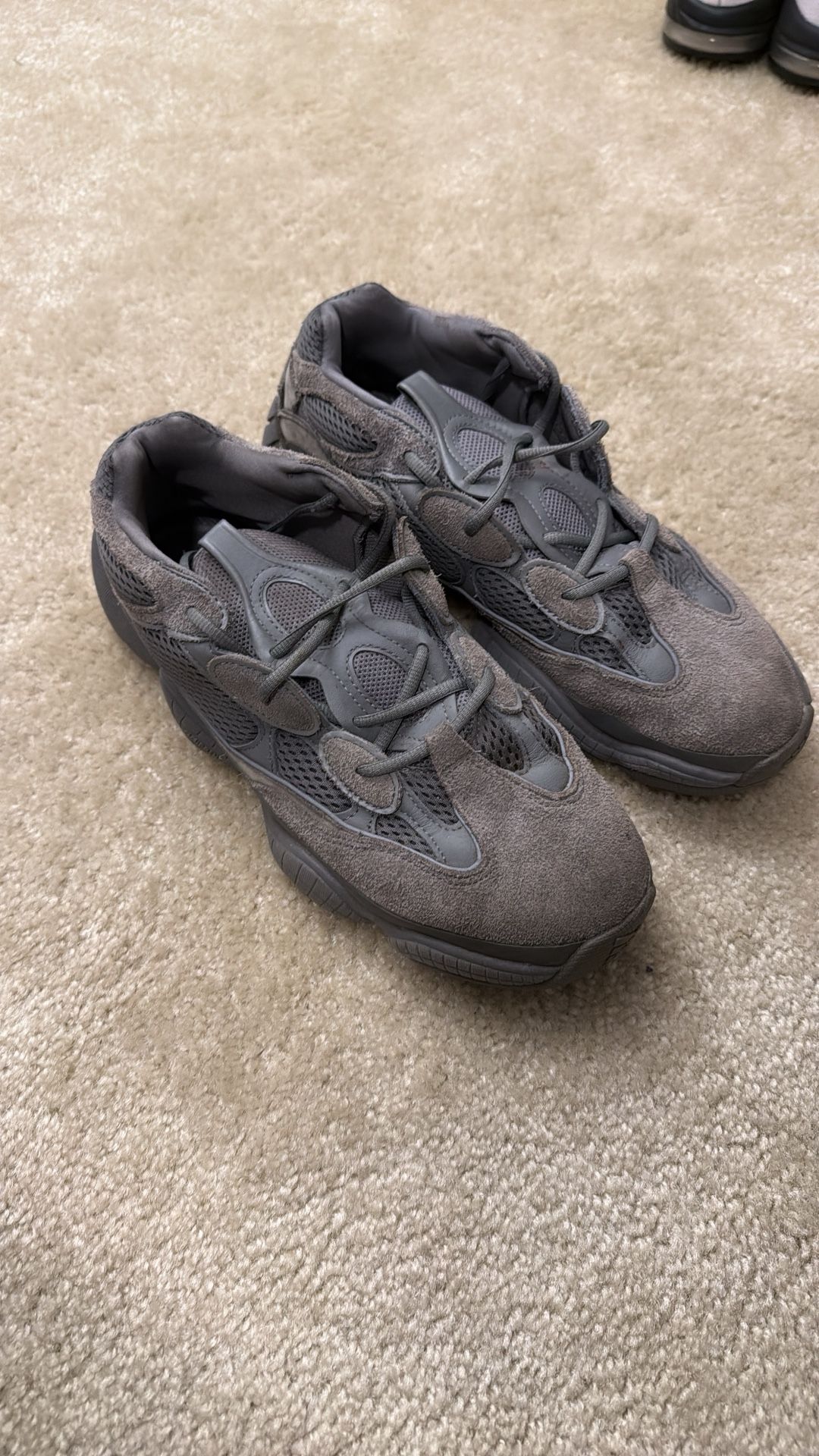 Yeezy 500