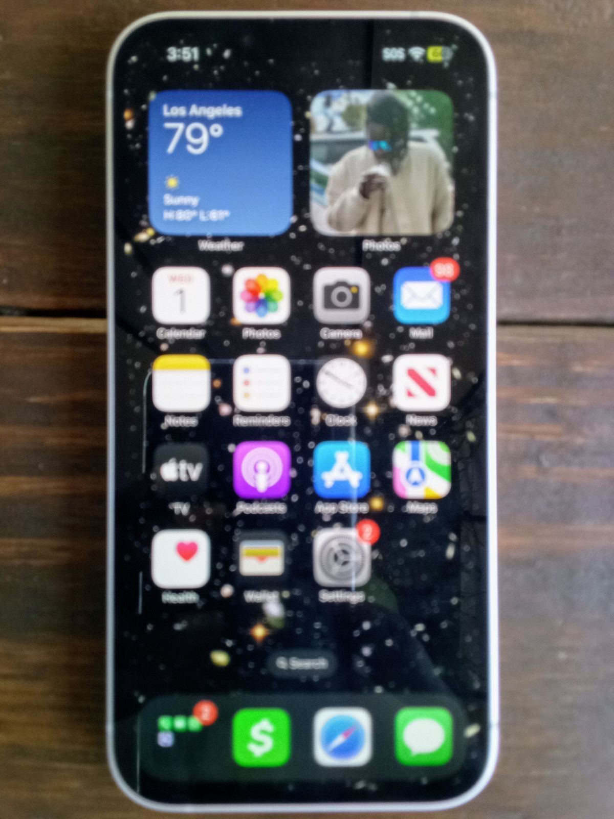 Apple iPhone 16e