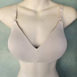 BEIGE LADIES BRA by WARNER'S 