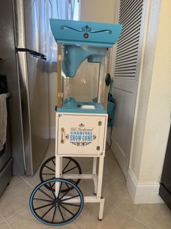 Show Cone Maker