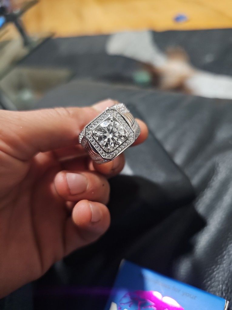 Silver And Moisonite Ring