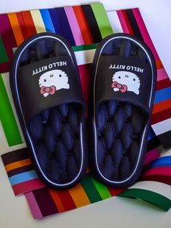 Hello Kitty thick plastic slippers