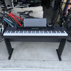 Cassio Electric Keyboard